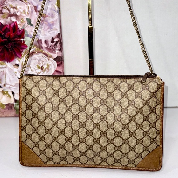 GUCCI GG Monogram Large Clutch - Picture 6 of 13